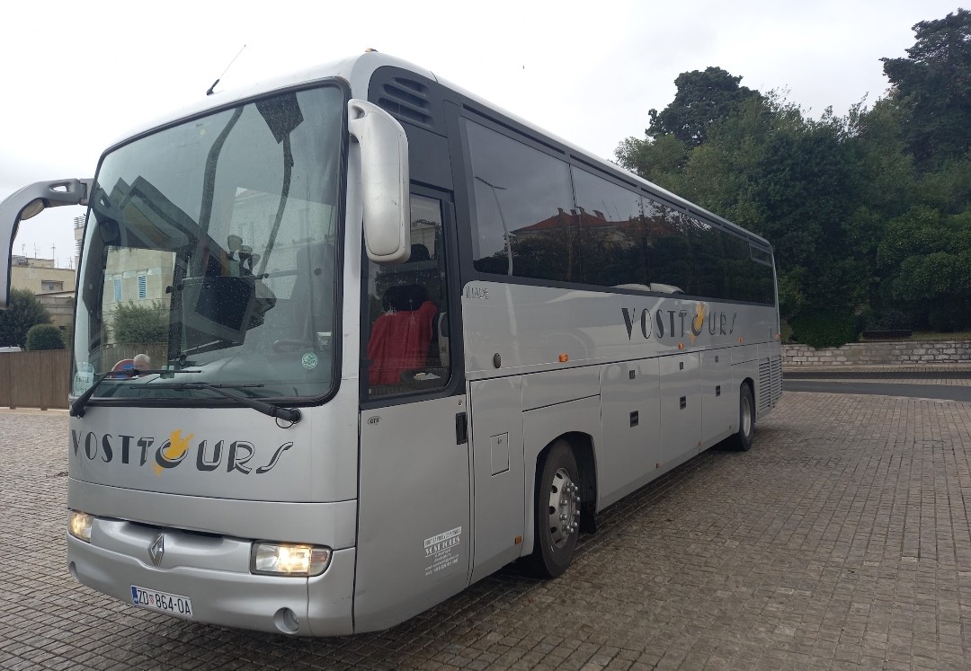 Vost Tours Bus 1